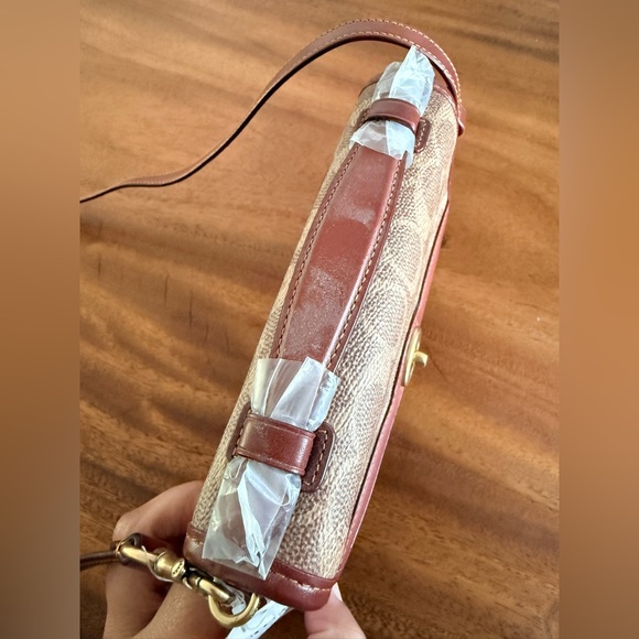 COACH Kiplock Crossbody in Signature Canvas B4/Tan Rust C4204 NWT OS - Picture 3 of 10